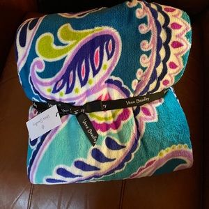 Vera Bradley Waikiki paisley blanket NWT